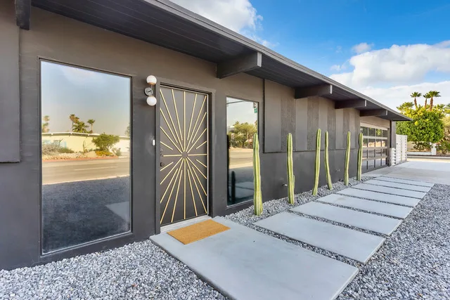 Renovated mid-century desert modern home in Palm Springs wired by J.I.C. Electric