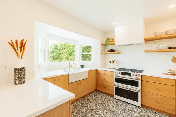 Kitchen circuits and undercabinet lighting in Mid-City, San Diego